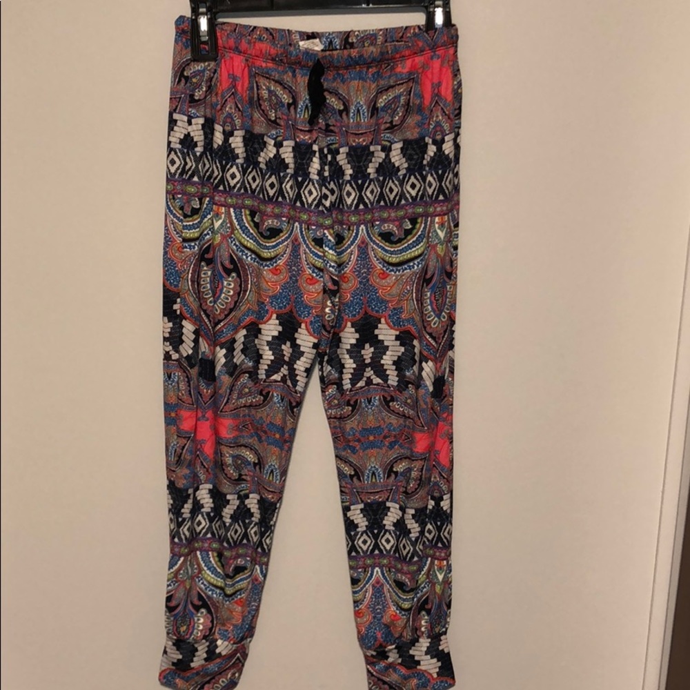 Onzie yoga joggers
